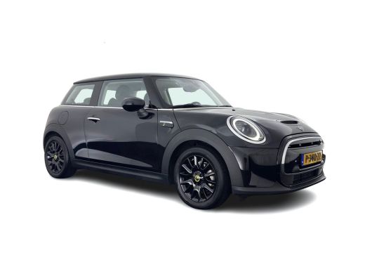 Mini Electric MINI Yours 33 kWh [3-Fase-11kW] {Soh-96%} (INCL.BTW) Aut. *HEAT-PUMP | LEATHER-FABRIC | FULL-LED ... ActivLease financial lease