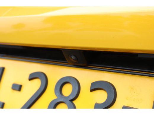 Peugeot 208 1.2 PureTech 130pk EAT8 GT Pack | Automaat | Navigatie | Camera | Alcantara | Stoelverwarming | F... ActivLease financial lease