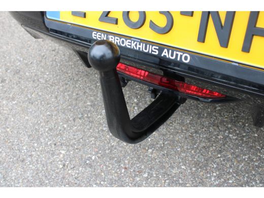 Peugeot 208 1.2 PureTech 130pk EAT8 GT Pack | Automaat | Navigatie | Camera | Alcantara | Stoelverwarming | F... ActivLease financial lease