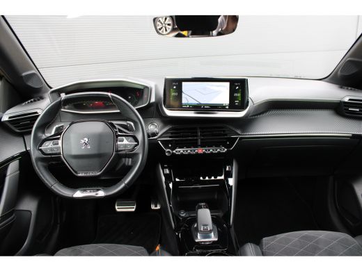Peugeot 208 1.2 PureTech 130pk EAT8 GT Pack | Automaat | Navigatie | Camera | Alcantara | Stoelverwarming | F... ActivLease financial lease