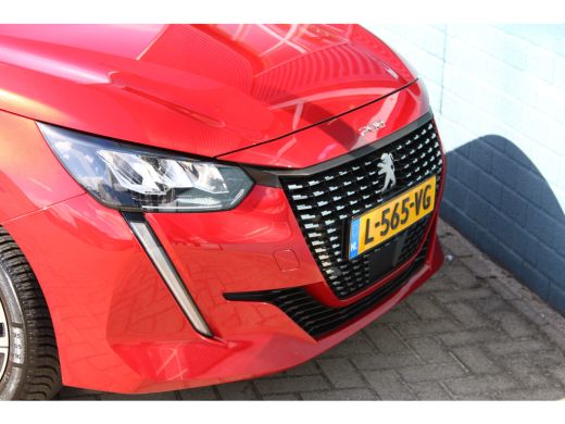 Peugeot 208 1.2 PureTech Allure Pack Automaat Navigatie | Trekhaak | Cruise Control | Climate Control ActivLease financial lease