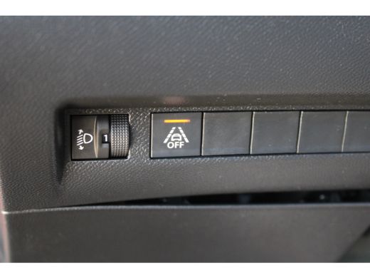 Peugeot 208 1.2 PureTech Allure Pack Automaat Navigatie | Trekhaak | Cruise Control | Climate Control ActivLease financial lease