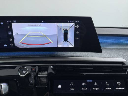 Peugeot 3008 | Demo Deal | 1.2 Hybrid 145 GT | Dodehoek detectie | Keyless entry | Matrix LED koplampen ActivLease financial lease