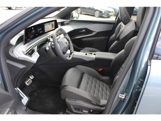 Peugeot 5008 GT Exclusive - Plug In Hybrid Nappa-Leder | Stoel Verwarming/-Ventilatie | 360 Graden Camera | Sc... ActivLease financial lease