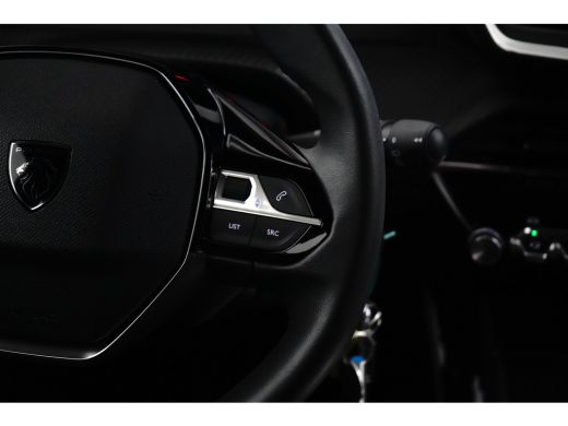 Peugeot e-2008 EV Active 50 kWh Carplay | Parkeersensoren | Keyless | Climate | Cruise | LED | Airco (automatisc... ActivLease financial lease