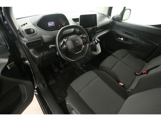 Peugeot Partner 1.5 BlueHDi 102PK | 3 Zits | Airco | Camera | Cruise | Trekhaak | Navi | Carplay ActivLease financial lease