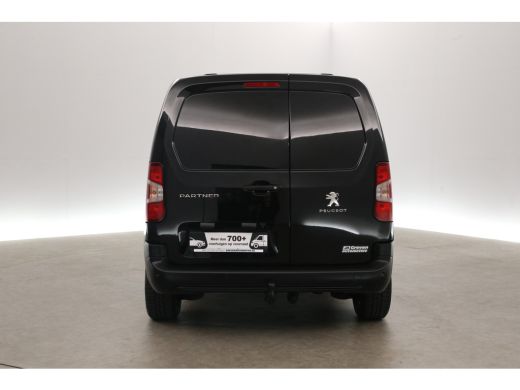 Peugeot Partner 1.5 BlueHDi 102PK | 3 Zits | Airco | Camera | Cruise | Trekhaak | Navi | Carplay ActivLease financial lease