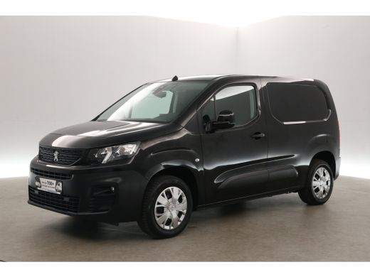 Peugeot Partner 1.5 BlueHDi 102PK | 3 Zits | Airco | Camera | Cruise | Trekhaak | Navi | Carplay ActivLease financial lease