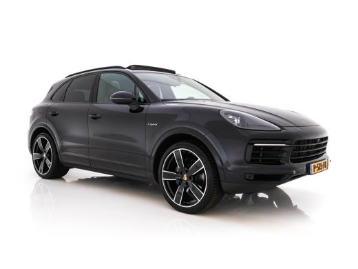 Porsche Cayenne 3.0 E-Hybrid AWD (Plug-in) {SoH-100%} (INCL-BTW) *PANO | LEATHER | FULL-LED | SPORTCHRONO | MEMOR... ActivLease financial lease
