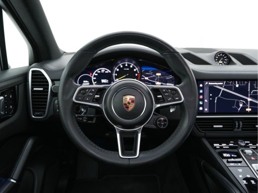 Porsche Cayenne 3.0 E-Hybrid AWD (Plug-in) {SoH-100%} (INCL-BTW) *PANO | LEATHER | FULL-LED | SPORTCHRONO | MEMOR... ActivLease financial lease