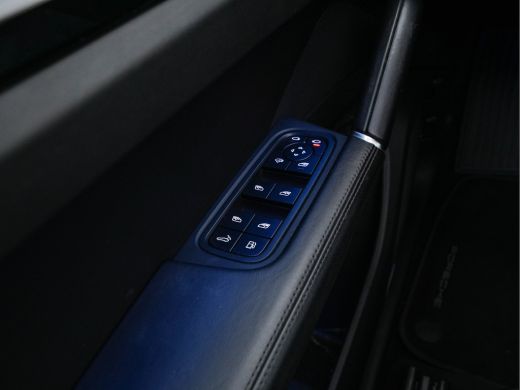 Porsche Cayenne 3.0 E-Hybrid AWD (Plug-in) {SoH-100%} (INCL-BTW) *PANO | LEATHER | FULL-LED | SPORTCHRONO | MEMOR... ActivLease financial lease