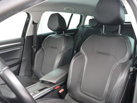 Renault M&eacute;gane Estate Estate 1.3 TCe Intens | Half leder | Cruise control | Park assist | Navigatie | Bluetooth | Virtu... ActivLease financial lease