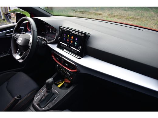 Seat Ibiza TSI 116PK DSG FR-SPORT CAMERA/ACC/CARPLAY 1E EIG ActivLease financial lease