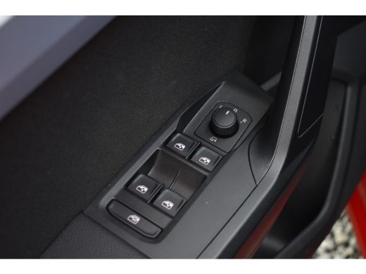 Seat Ibiza TSI 116PK DSG FR-SPORT CAMERA/ACC/CARPLAY 1E EIG ActivLease financial lease