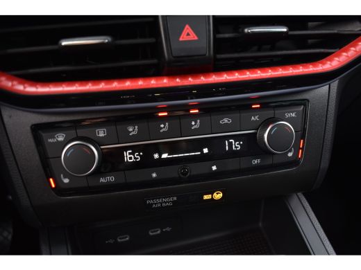 Seat Ibiza TSI 116PK DSG FR-SPORT CAMERA/ACC/CARPLAY 1E EIG ActivLease financial lease