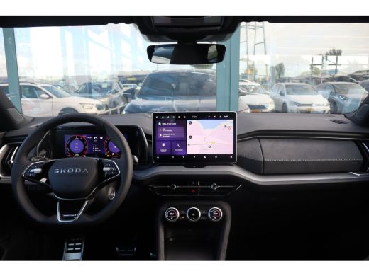 Skoda Kodiaq Sportline Business | Achteruitrijcamera | Crew Protect Assist | Cruise control met speedlimiter ActivLease financial lease