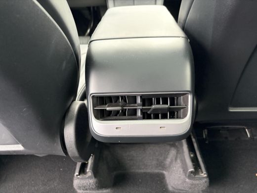 Tesla Model Y Long Range AWD 75 kWh SOH 97%| QUICKSILVER!| TESLA FABRIEKSGARANTIE TOT 05-2027/ 80.000KM | FABRI... ActivLease financial lease
