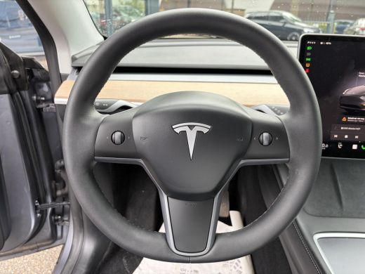 Tesla Model Y Long Range AWD 75 kWh SOH 97%| QUICKSILVER!| TESLA FABRIEKSGARANTIE TOT 05-2027/ 80.000KM | FABRI... ActivLease financial lease