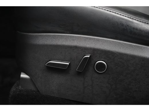 Tesla Model Y Long Range Dual AWD Performance | Pano | Adap. Cruise | Camera | Leder ActivLease financial lease