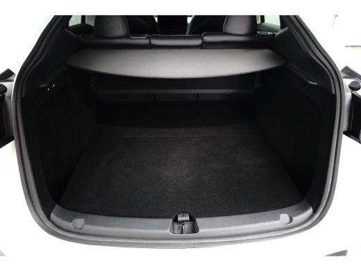 Tesla Model Y Long Range Dual AWD Performance | Pano | Adap. Cruise | Camera | Leder ActivLease financial lease
