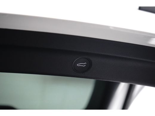 Tesla Model Y Long Range Dual AWD Performance | Pano | Adap. Cruise | Camera | Leder ActivLease financial lease