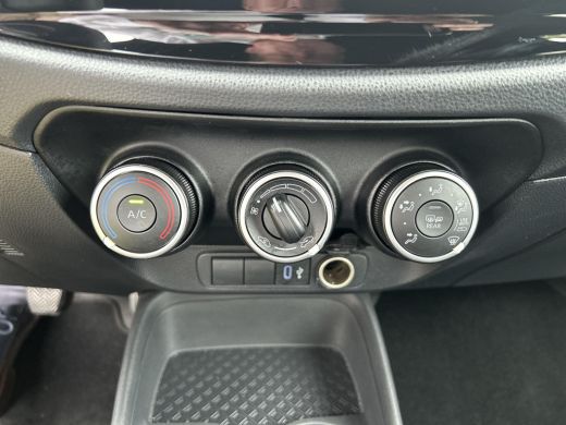 Toyota Aygo 1.0 VVT-i MT Play ActivLease financial lease