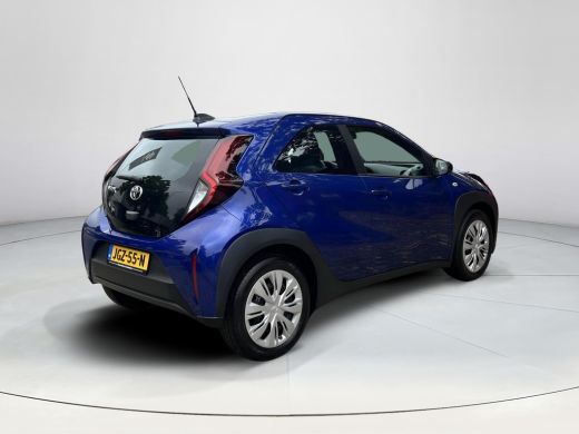 Toyota Aygo 1.0 VVT-i MT Play ActivLease financial lease