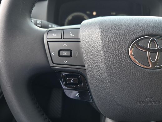 Toyota C-HR 1.8 Hybrid 140 Dynamic | NL Auto | Apple CarPlay | Navigatie | Rijklaar incl. garantie | ActivLease financial lease