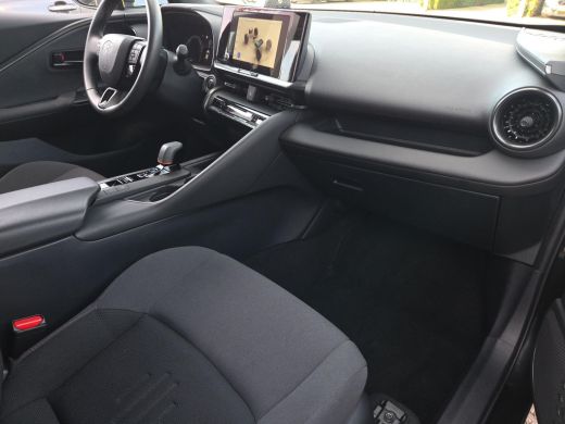 Toyota C-HR 1.8 Hybrid 140 Dynamic | NL Auto | Apple CarPlay | Navigatie | Rijklaar incl. garantie | ActivLease financial lease