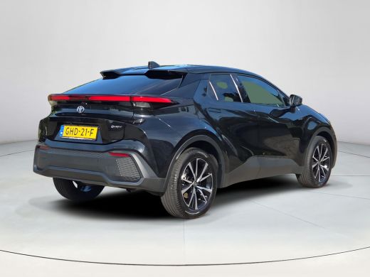 Toyota C-HR 1.8 Hybrid 140 Dynamic | NL Auto | Apple CarPlay | Navigatie | Rijklaar incl. garantie | ActivLease financial lease