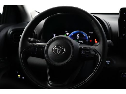 Toyota Yaris Hybrid Dynamic | Achteruitrijcamera | Airco (automatisch) | Apple Carplay/Android Auto|telefoonin... ActivLease financial lease