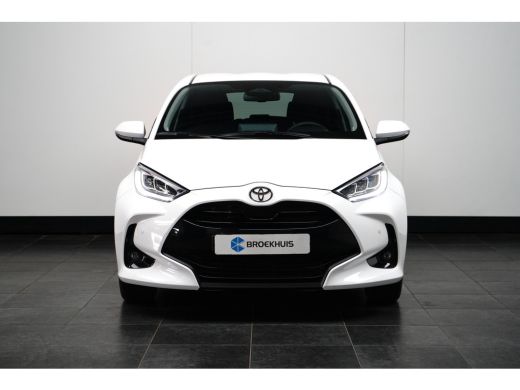 Toyota Yaris Hybrid Dynamic | Achteruitrijcamera | Airco (automatisch) | Apple Carplay/Android Auto|telefoonin... ActivLease financial lease