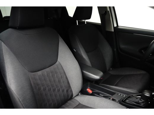 Toyota Yaris Hybrid Dynamic | Achteruitrijcamera | Airco (automatisch) | Apple Carplay/Android Auto|telefoonin... ActivLease financial lease