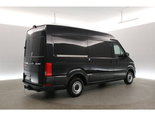 Volkswagen Crafter 2.0 TDI L3H3 141PK | 3000KG Trekgew. | Airco | Camera | 3 Zits | Trekhaak | Carplay | Parkeersens. ActivLease financial lease