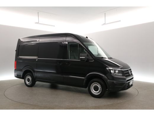Volkswagen Crafter 2.0 TDI L3H3 141PK | 3000KG Trekgew. | Airco | Camera | 3 Zits | Trekhaak | Carplay | Parkeersens. ActivLease financial lease