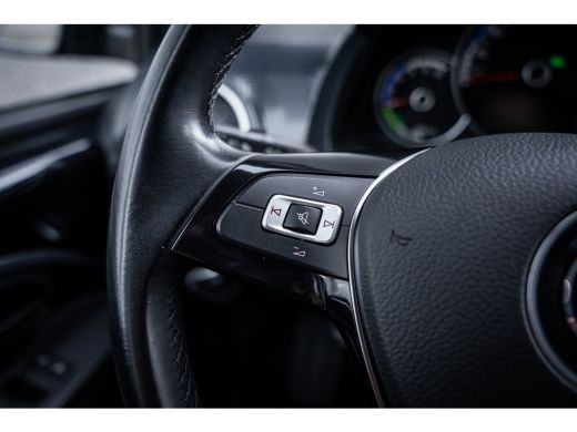 Volkswagen e-up! SOH 89% | Achteruitrijcamera | Airco (automatisch) | Cruise control ActivLease financial lease