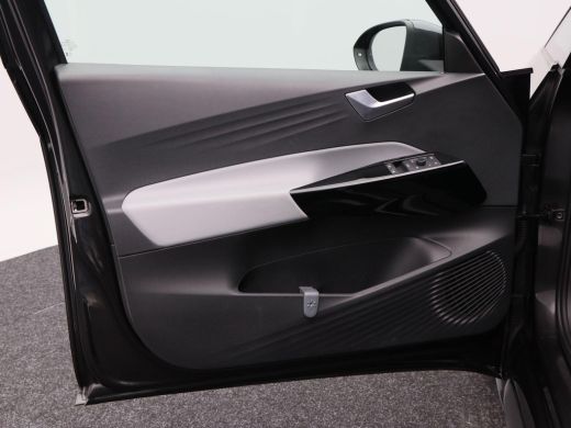 Volkswagen ID.3 Pro Edition 58 kWh 204 Pk | Stoel/Stuur Verwarming | Camera | Adaptive Cruise | Carplay | 18 Inch... ActivLease financial lease