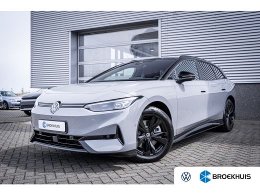 Volkswagen ID.7 Limited Edition 77 kWh | Lichtmetalen velgen 5-spaaks 19" | Trekhaak elektrisch uitklapbaar | Two... ActivLease financial lease