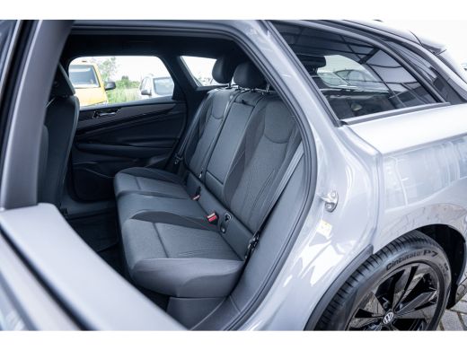 Volkswagen ID.7 Limited Edition 77 kWh | Lichtmetalen velgen 5-spaaks 19" | Trekhaak elektrisch uitklapbaar | Two... ActivLease financial lease