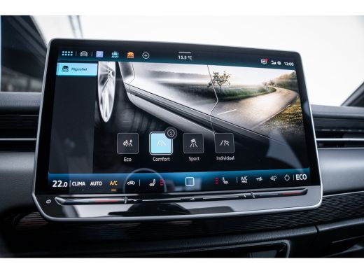 Volkswagen ID.7 Limited Edition 77 kWh | Lichtmetalen velgen 5-spaaks 19" | Trekhaak elektrisch uitklapbaar | Two... ActivLease financial lease
