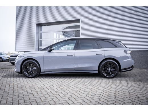 Volkswagen ID.7 Limited Edition 77 kWh | Lichtmetalen velgen 5-spaaks 19" | Trekhaak elektrisch uitklapbaar | Two... ActivLease financial lease