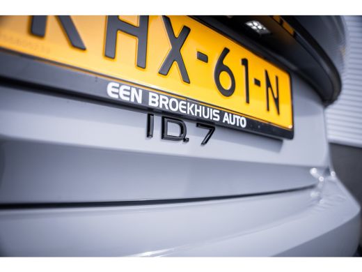 Volkswagen ID.7 Limited Edition 77 kWh | Lichtmetalen velgen 5-spaaks 19" | Trekhaak elektrisch uitklapbaar | Two... ActivLease financial lease