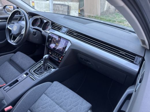Volkswagen Passat Variant 1.5 TSI 150PK DSG BUSINESS CAMERA/NAVI/CARPLAY ActivLease financial lease