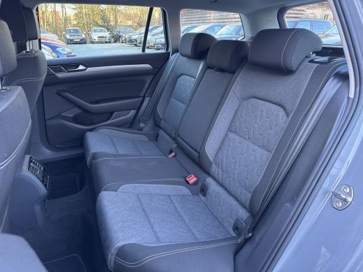 Volkswagen Passat Variant 1.5 TSI 150PK DSG BUSINESS CAMERA/NAVI/CARPLAY ActivLease financial lease