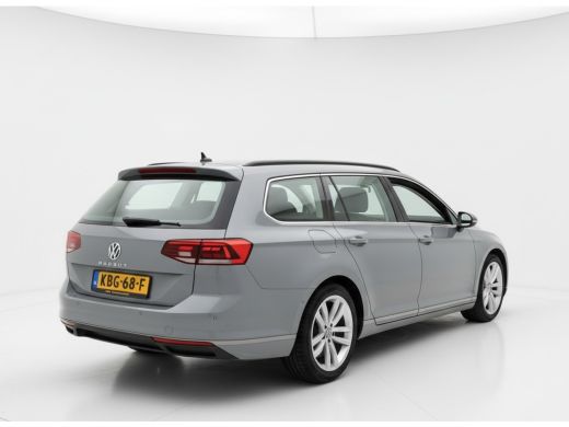 Volkswagen Passat Variant 1.5 TSI 150PK DSG BUSINESS CAMERA/NAVI/CARPLAY ActivLease financial lease