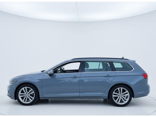 Volkswagen Passat Variant 1.5 TSI 150PK DSG BUSINESS CAMERA/NAVI/CARPLAY ActivLease financial lease