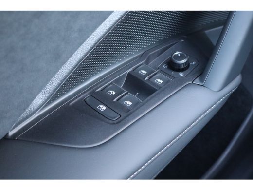 Volkswagen Tayron R-Line Edition | 'App-Connect' draadloze smartphone integratie | Automatische afstandsregeling (A... ActivLease financial lease