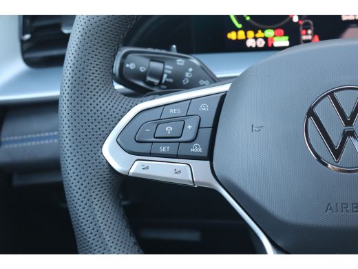 Volkswagen Tayron R-Line Edition | 'App-Connect' draadloze smartphone integratie | Automatische afstandsregeling (A... ActivLease financial lease