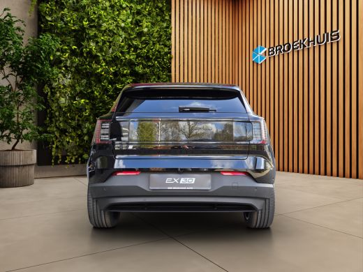 Volvo  EX30 Single Motor Extended Range Ultra Black Edition Europa 69 kWh | Panoramadak | 360 Camera | Harman... ActivLease financial lease