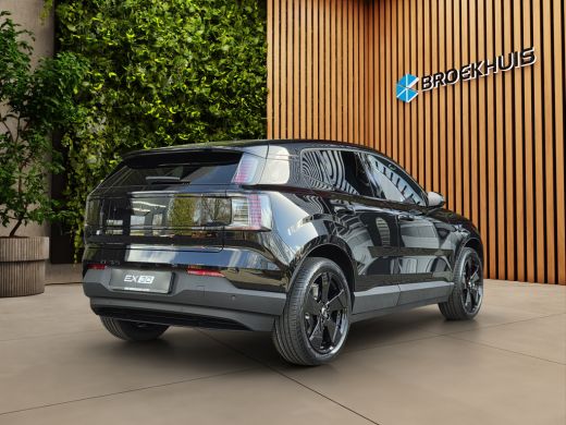 Volvo  EX30 Single Motor Extended Range Ultra Black Edition Europa 69 kWh | Panoramadak | 360 Camera | Harman... ActivLease financial lease